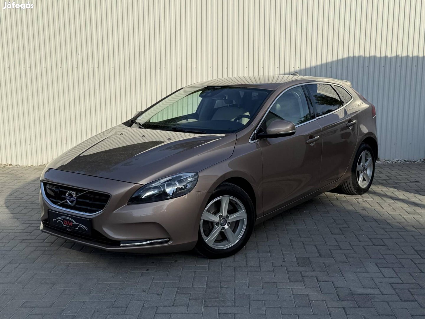 Volvo V40 2.0 D [D3] Summum Geartronic Navi.Sáv...